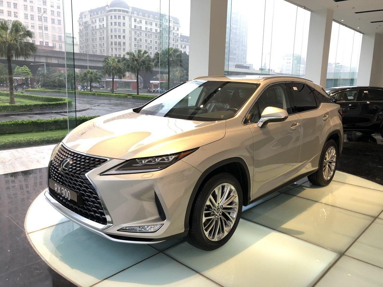 Hãng xe hơi nổi tiếng Lexus